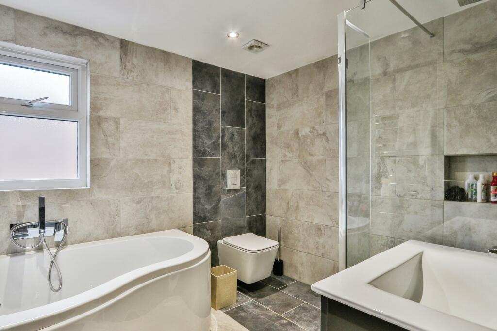 Additional image 8 of Strathmore Road, MUSCLIFF, Bournemouth, Dorset, BH9