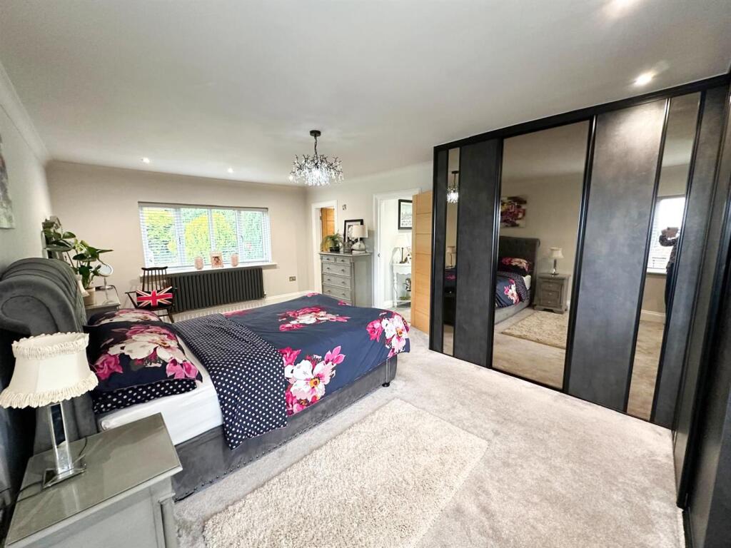 Additional image 18 of Ladymead, Glenlyon Avenue, Keighley