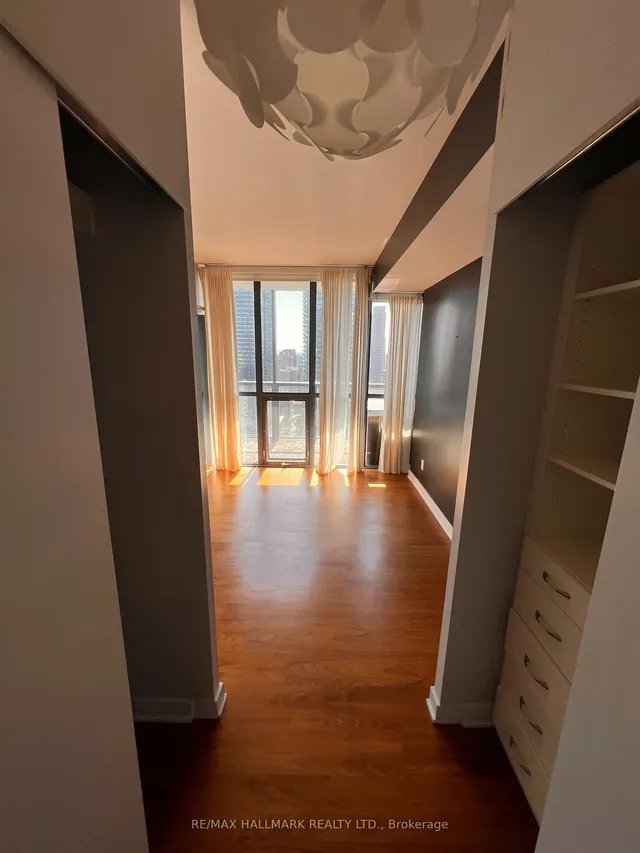 Additional image 6 of 110 Charles St Unit 3105