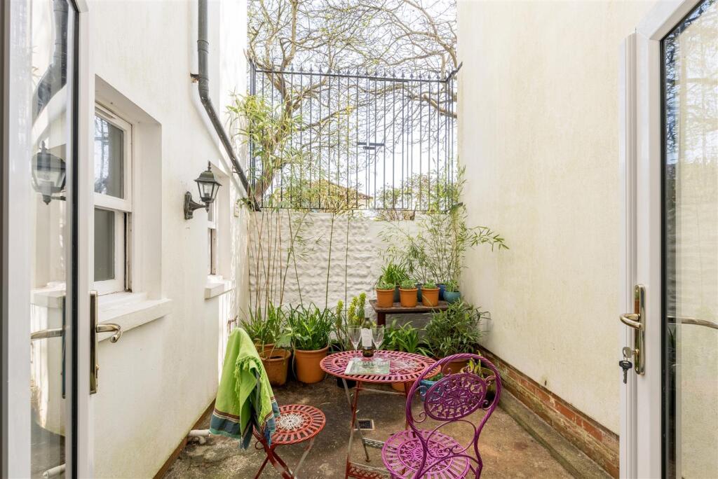 Additional image 26 of Warwick Road, Worthing