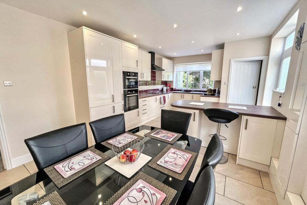 Additional image 11 of Portman Estate