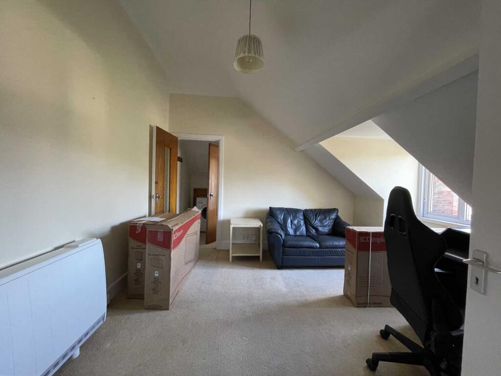 Additional image 10 of Please apply online only for Holdenhurst Road, Bournemouth