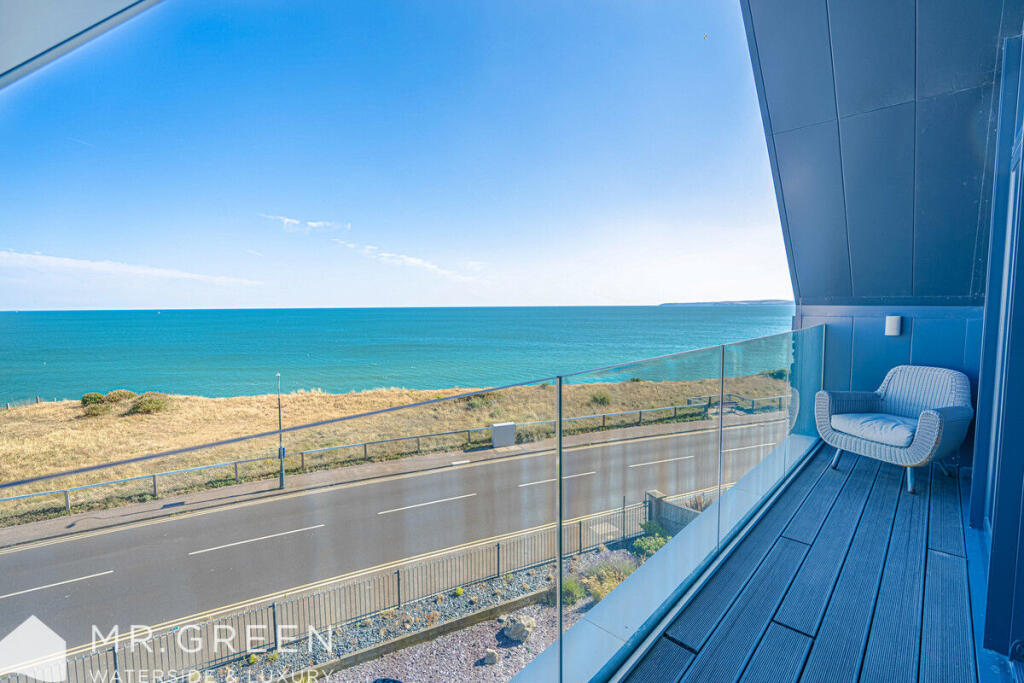 Additional image 3 of Moonstone, Southbourne Overcliff Drive, Southbourne, Bournemouth, BH6 3NP