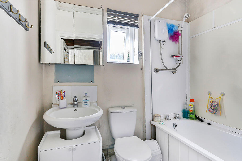 Additional image 15 of James Road, Poole