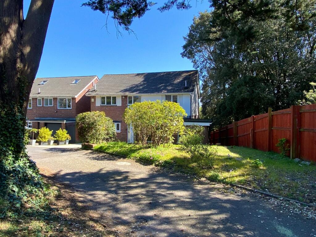 Parish Road, Poole, BH15