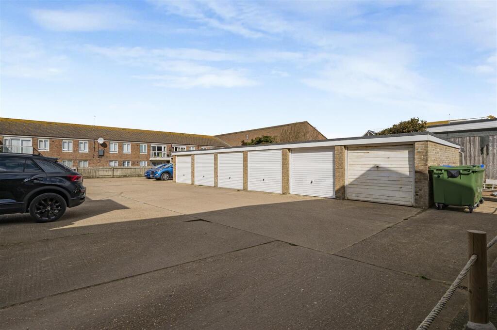 Additional image 19 of The Esplanade, Telscombe Cliffs, Peacehaven
