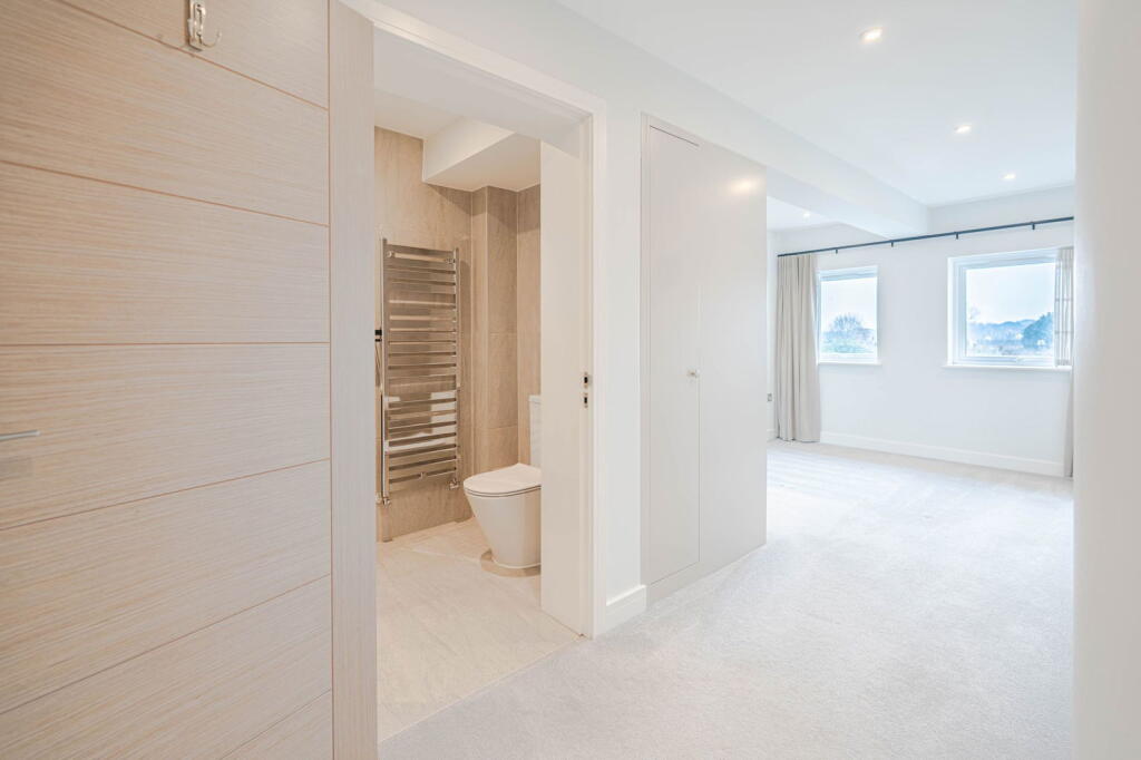 Additional image 11 of 24 Church Street, Christchurch, Dorset, BH23 1FJ