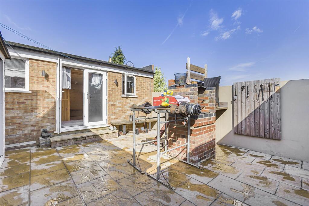 Additional image 17 of Aldykes, Hatfield