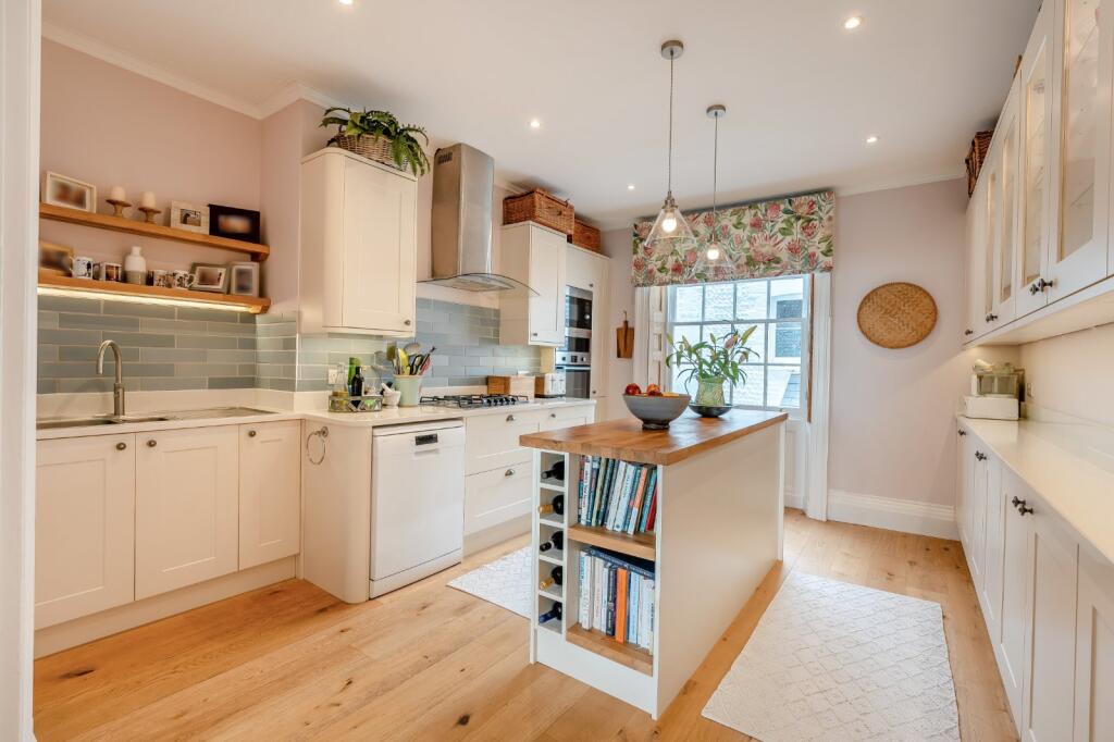 Additional image 6 of South Terrace, Littlehampton, West Sussex