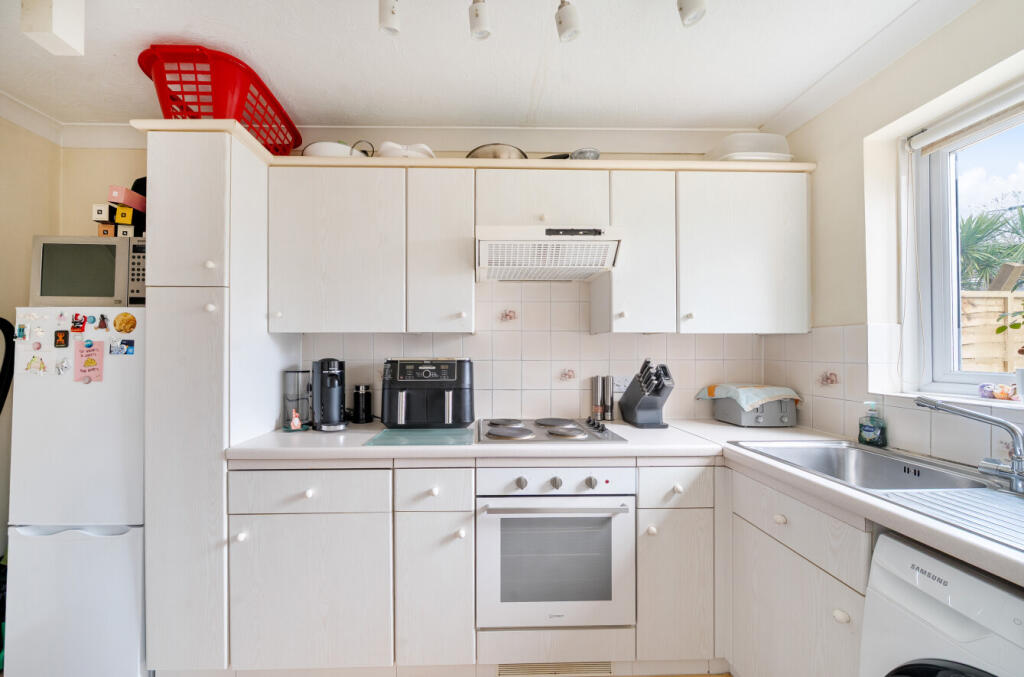 Additional image 15 of Primrose Gardens, Poole, Dorset