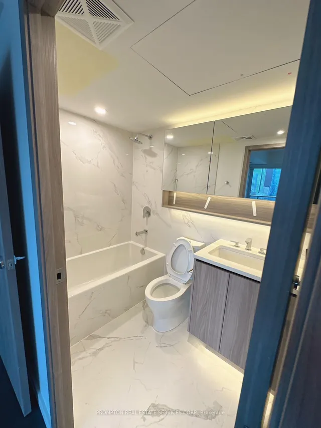 Additional image 22 of 38 Widmer St Unit 3702