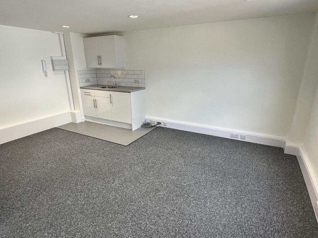 Additional image 5 of Suite 1c, High Street, Ringwood, Hampshire, BH24