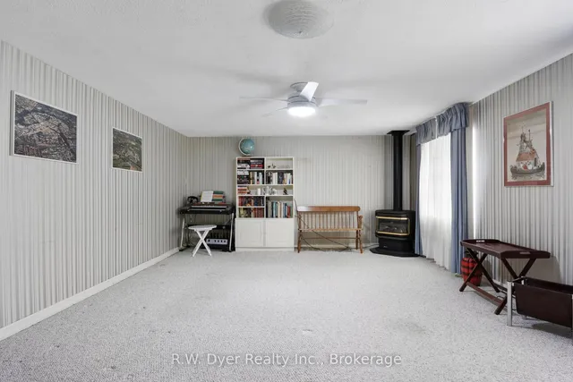 Additional image 22 of 41 Highpark Ave