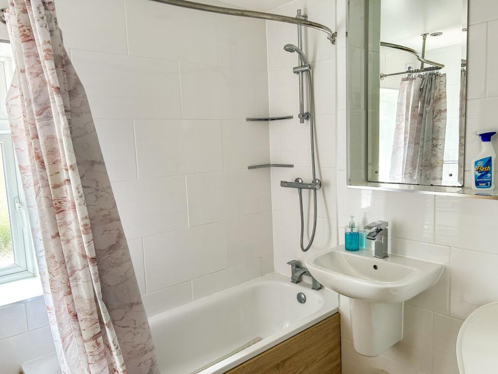 Additional image 8 of Hollybush Lane, Welwyn Garden City, AL7