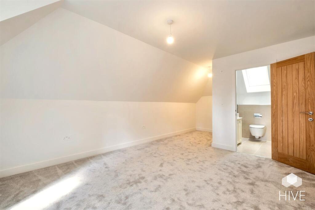 Additional image 22 of Woolsbridge Road, Ashley Heath, Ringwood