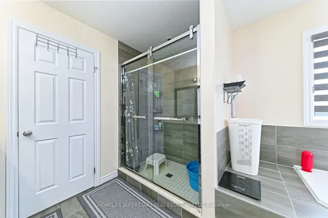 Additional image 32 of 6 Wildflower St