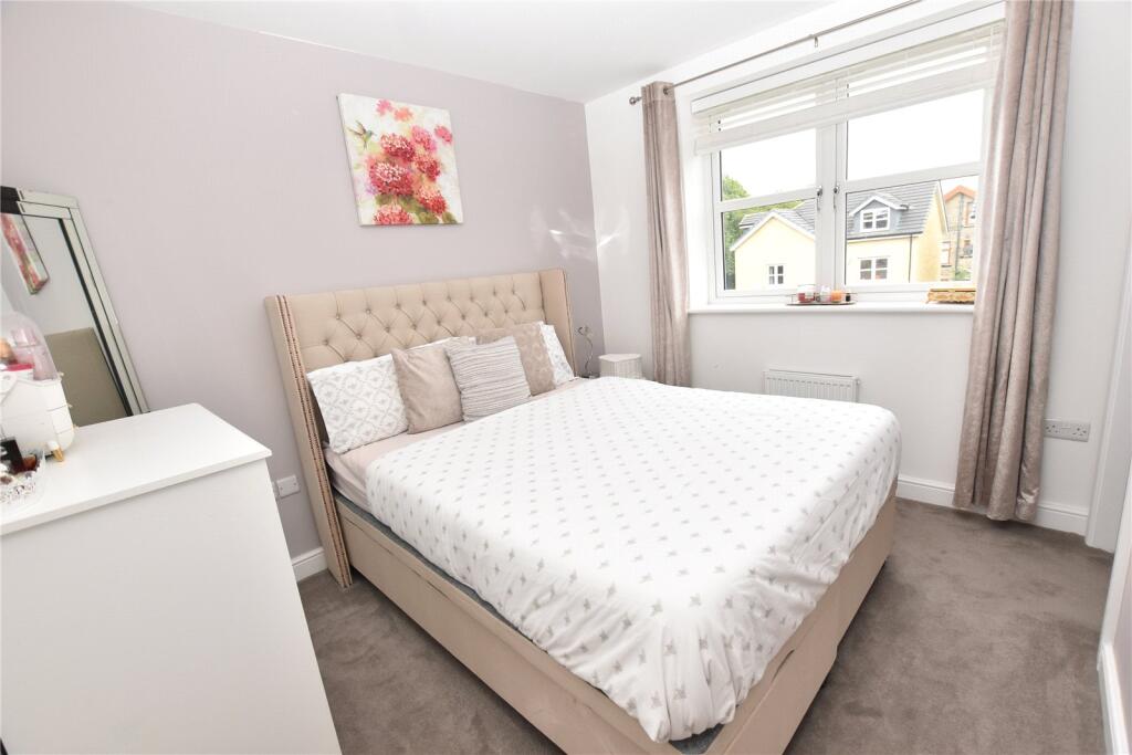 Additional image 9 of Hutton Hall Drive, Bradford, West Yorkshire