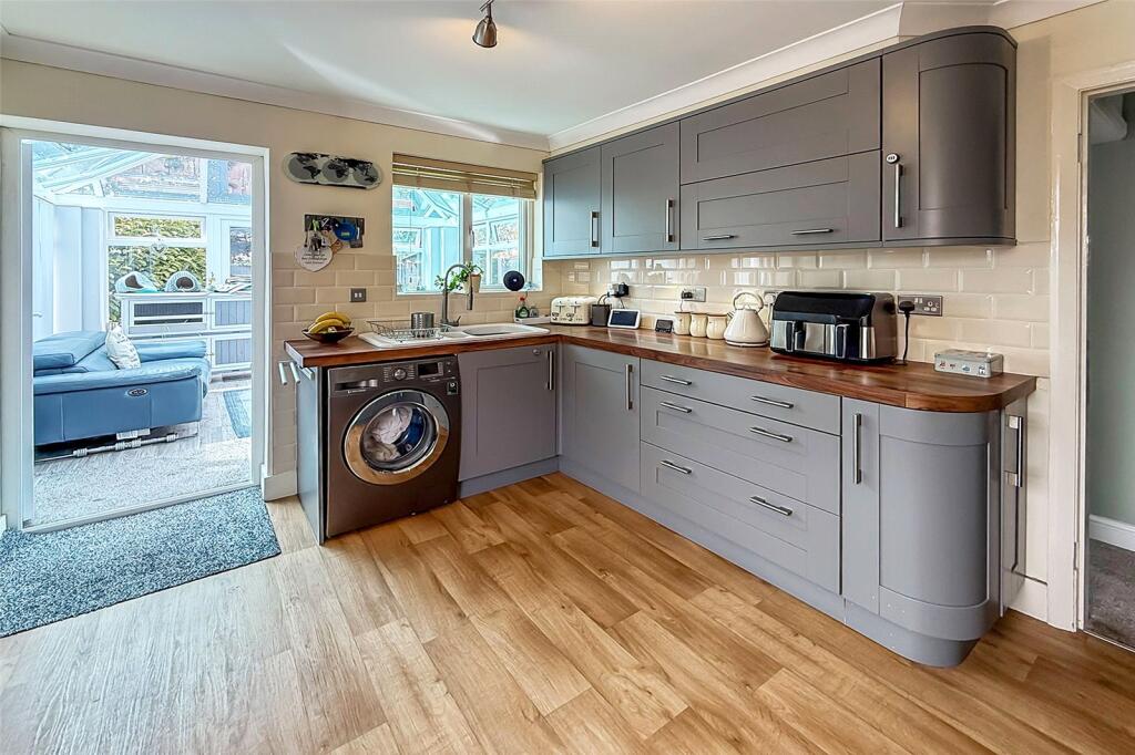 Additional image 14 of Grove Crescent, Littlehampton, West Sussex