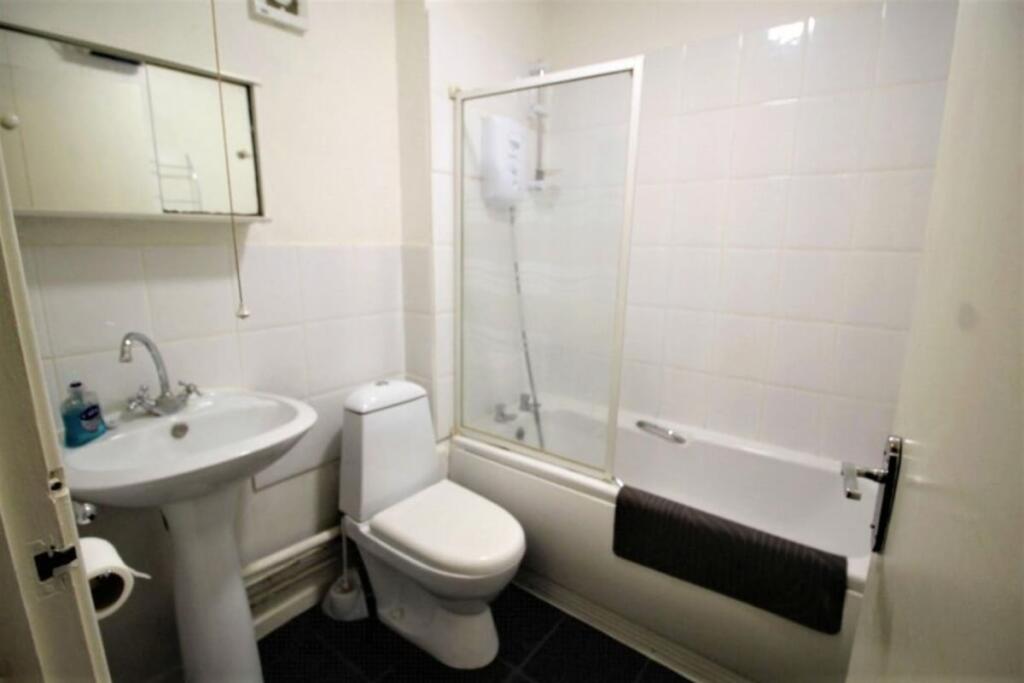 Additional image 4 of Pennine Road, Bromsgrove, B61