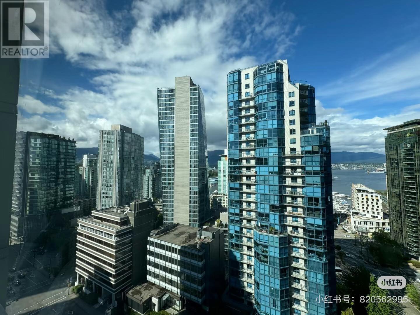1702 1420 W GEORGIA STREET|Vancouver, British Columbia V6G3K4