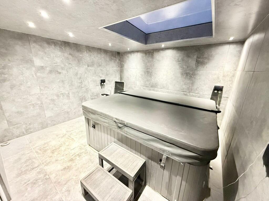 Additional image 8 of Longbarrow Close, Bournemouth, Dorset, BH8