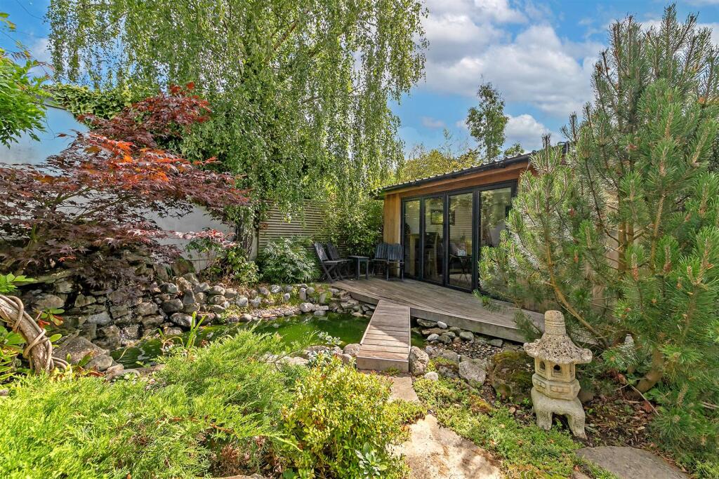 Additional image 22 of Stanley Avenue, St. Albans