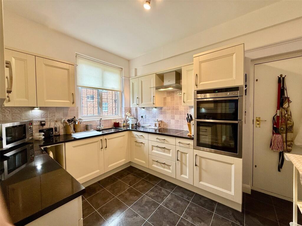 Additional image 11 of Devonshire Place, Eastbourne, East Sussex, BN21