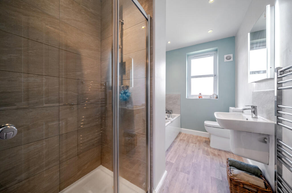 Additional image 8 of Hutton Hall Drive, Bradford, West Yorkshire, BD2