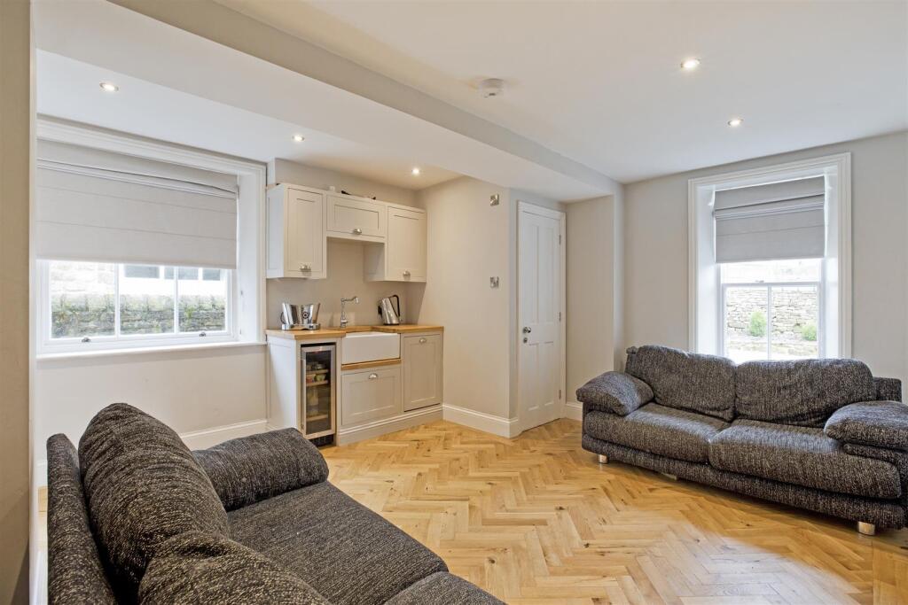 Additional image 34 of Oakfield House, Hazlewood