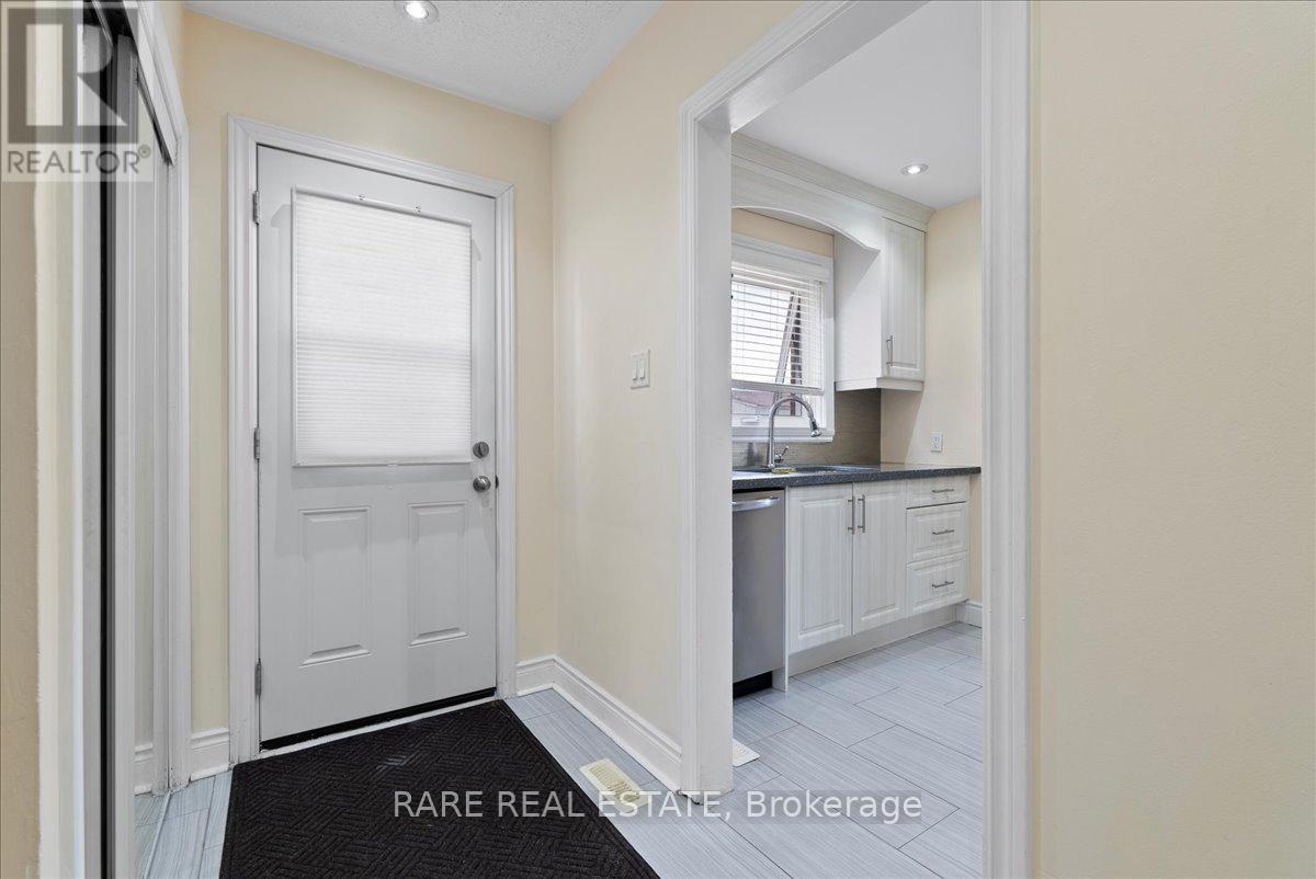 Property image for 148 TOWN HOUSE CRESCENT|Brampton (Brampton East), Ontario L6W3C5