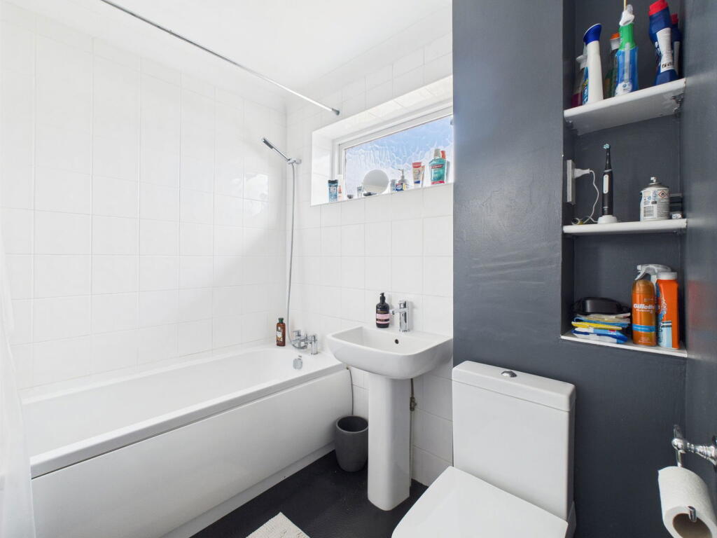 Additional image 9 of Sandringham Mews Shandon Road, Worthing, BN14 9DN