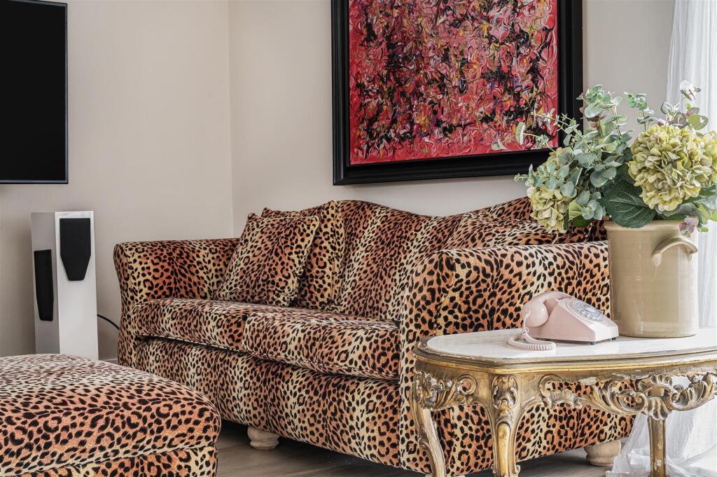 Additional image 23 of Sunview Avenue, Peacehaven