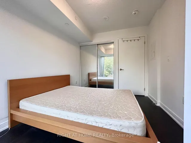 Additional image 19 of 50 Wellesley St Unit 305