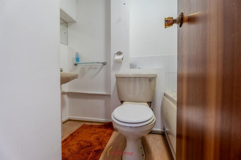 Additional image 6 of Crescent Road, Wimborne