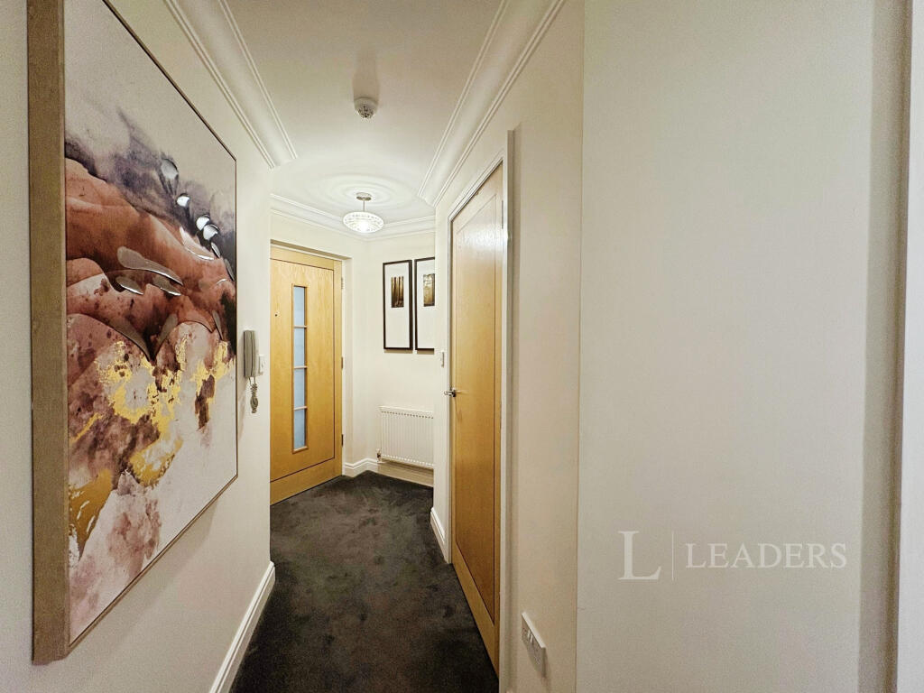 Additional image 2 of Pinnacle House