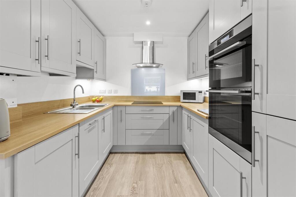 Additional image 20 of Royal Parade, Eastbourne