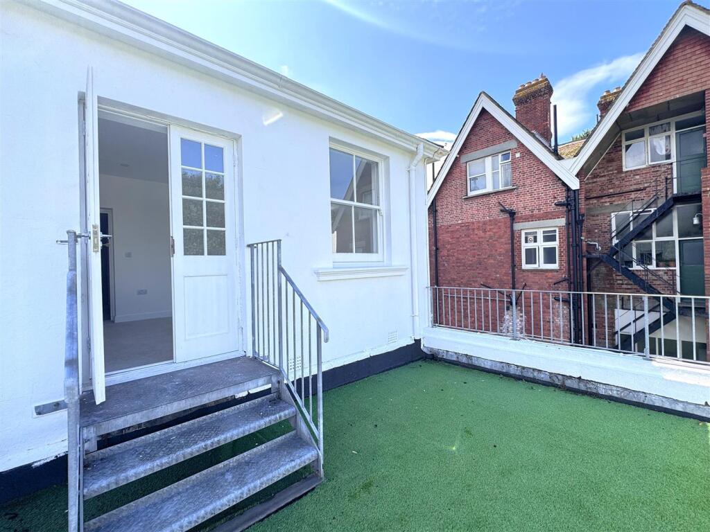 Additional image 6 of Hartington Place, Eastbourne BN21 3BG