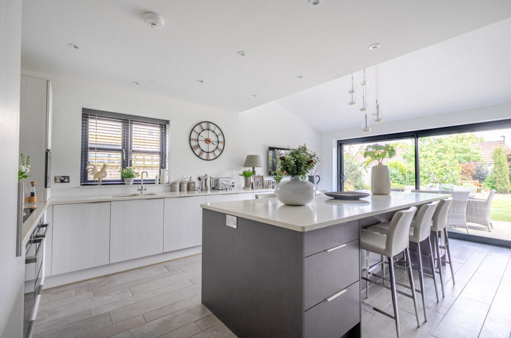 Additional image 5 of Sea Road, Barton on Sea, New Milton, BH25