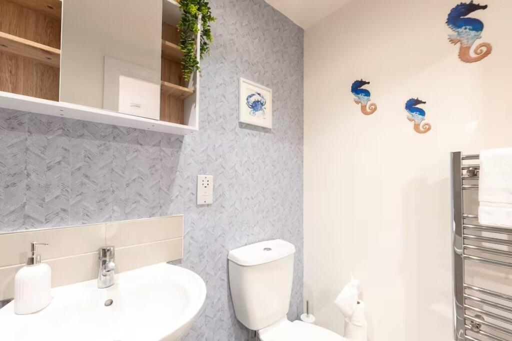 Additional image 9 of High Street, Poole