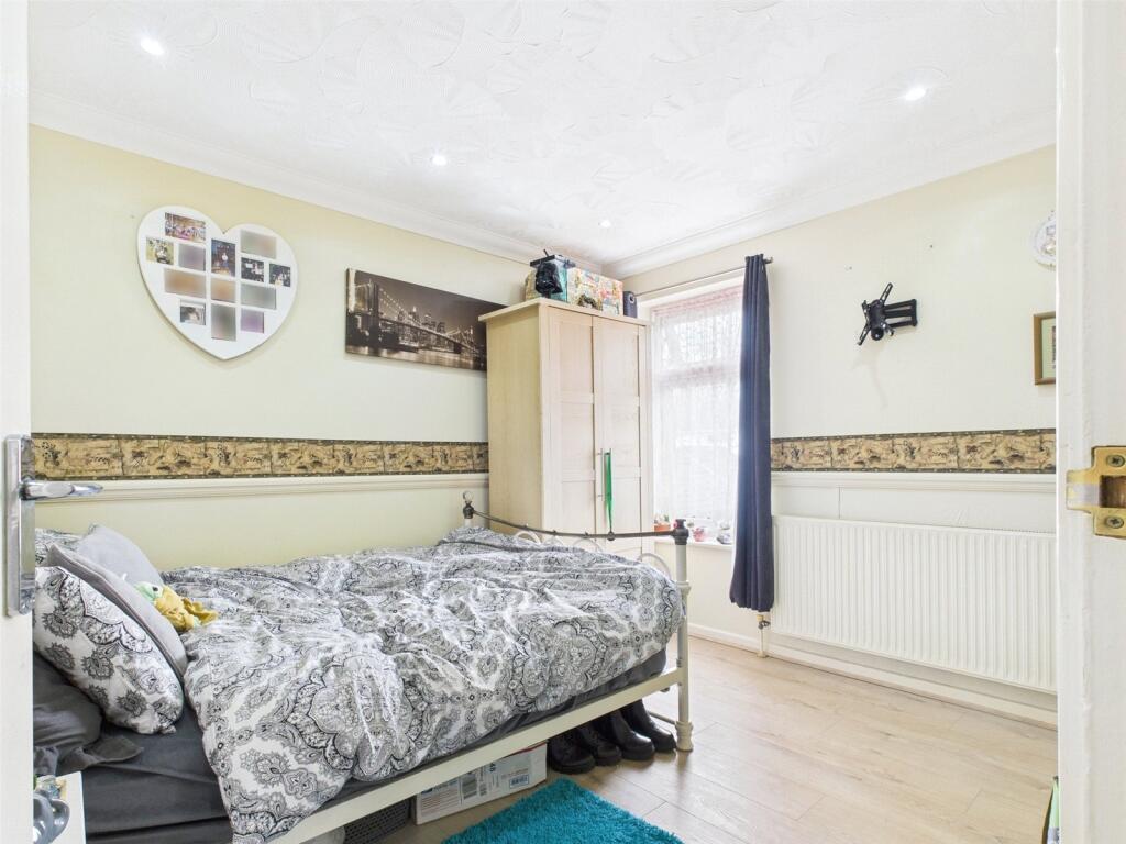 Additional image 9 of Brownsea Close, New Milton, Hampshire, BH25
