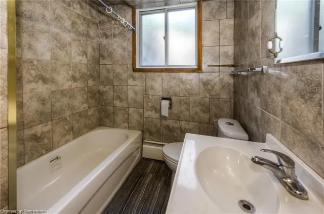 Additional image 22 of 126 Clive Rd