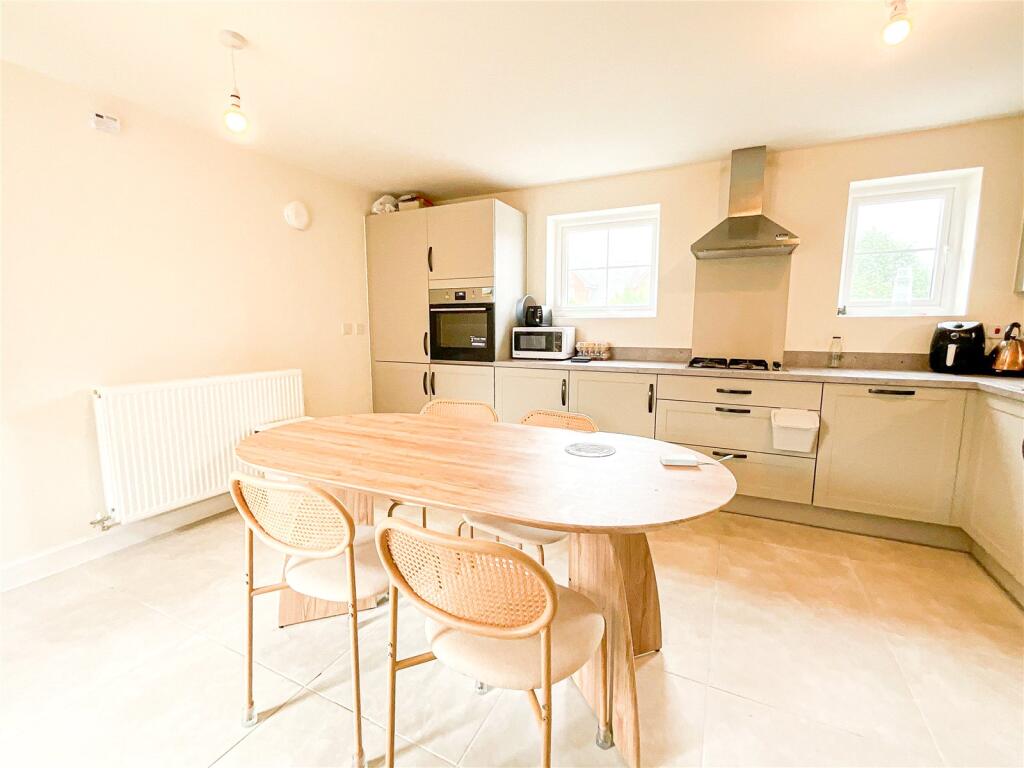 Additional image 6 of Harville Close, Tamworth, Staffordshire, B78