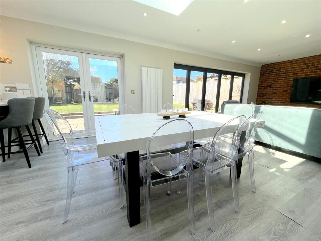 Additional image 10 of Smugglers Lane North, Highcliffe, Christchurch, Dorset, BH23