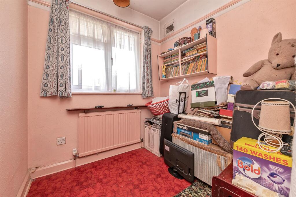 Additional image 12 of Wynchlands Crescent, St Albans