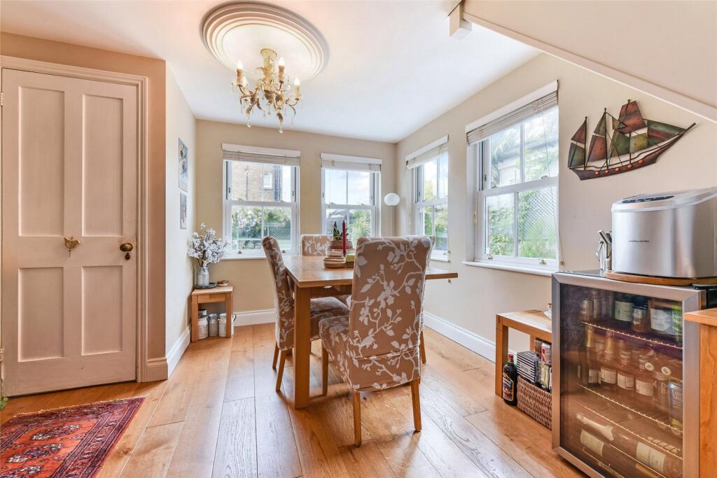 Additional image 6 of South Terrace, Littlehampton, West Sussex, BN17