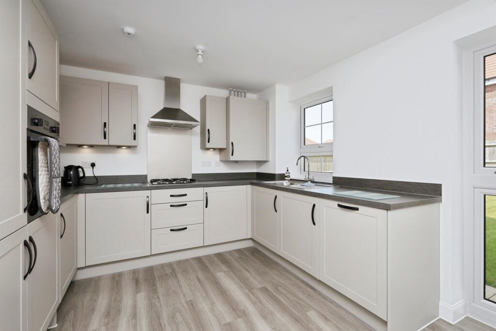 Additional image 4 of Cowshall Crescent, Eastbourne