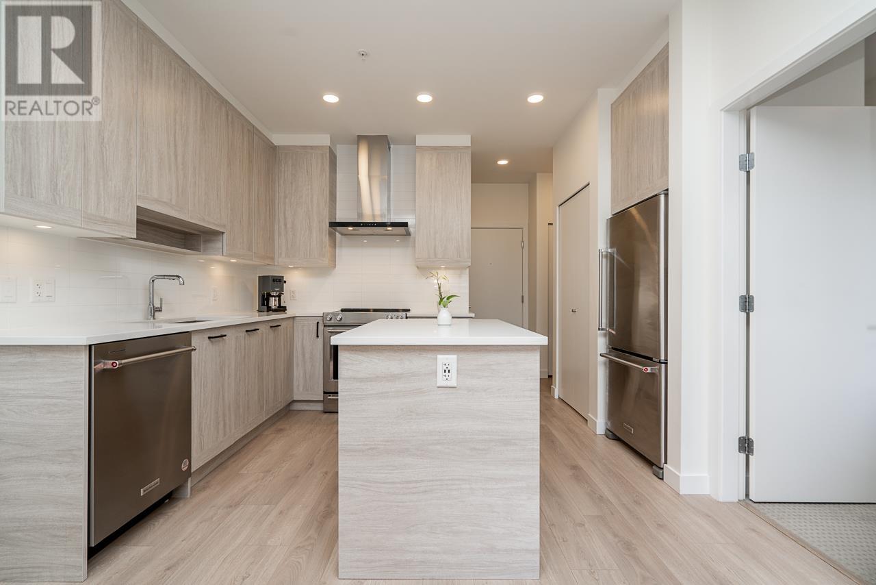 213 7579 16TH STREET|Burnaby, British Columbia V3N0H7