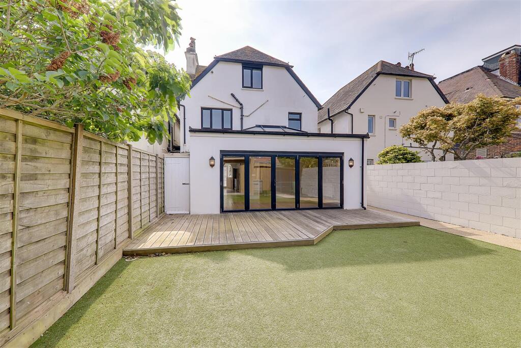 Additional image 4 of Grand Avenue, Worthing