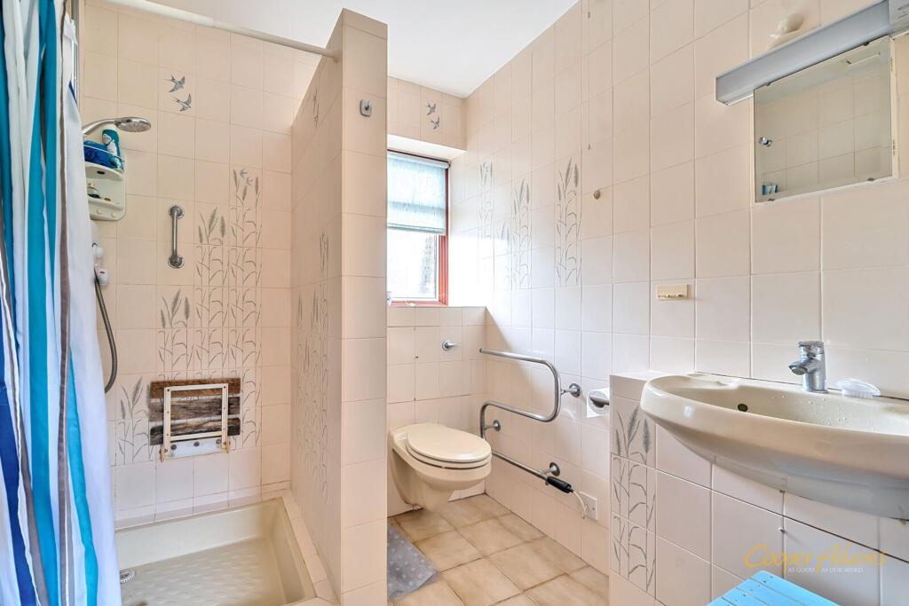 Additional image 11 of Pinewood Close, East Preston, BN16