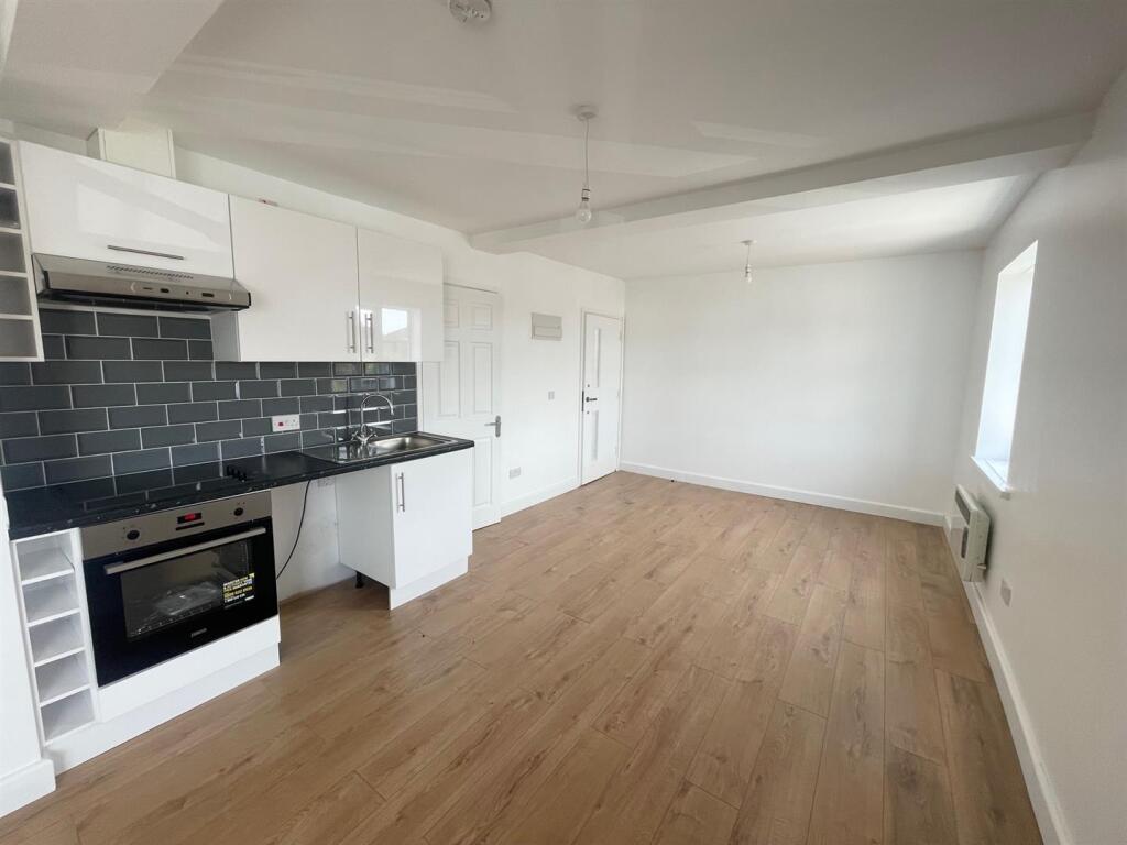 Additional image 5 of North Road, Lancing